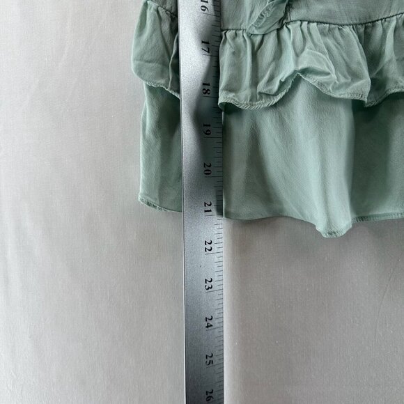 H&M Tank Top Womens Size 6 Ruffled Tiered Cami Sleeveless Viscose Silk Green - Picture 8 of 8